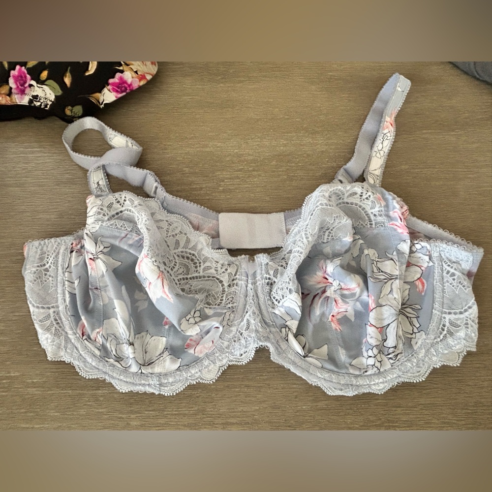 NWOT Fantasie Floral Lace Bra 40DD